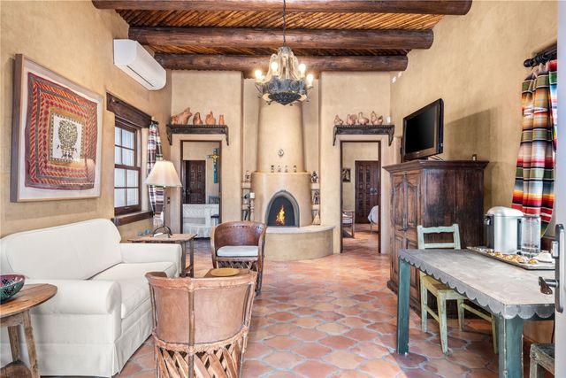 165 Tano Road, Santa Fe, NM 87506