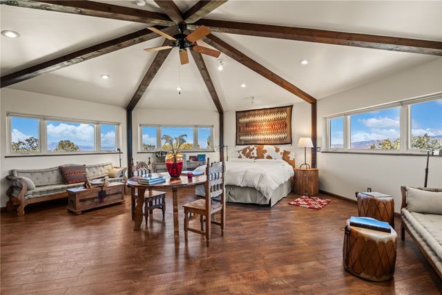165 Tano Road, Santa Fe, NM 87506