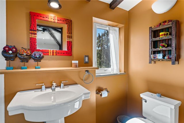 165 Tano Road, Santa Fe, NM 87506