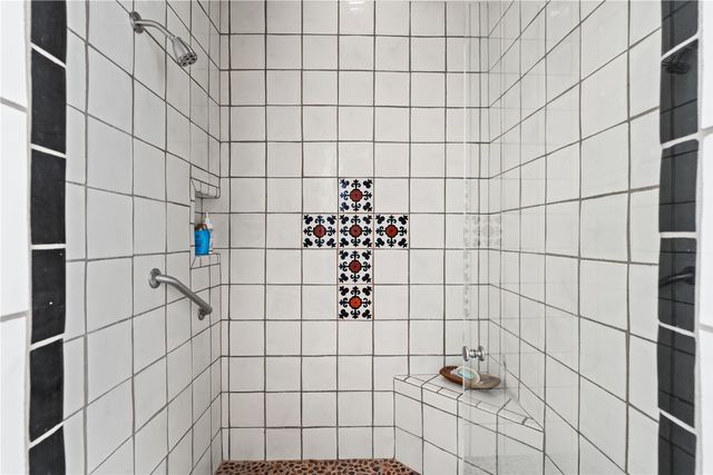 165 Tano Road, Santa Fe, NM 87506