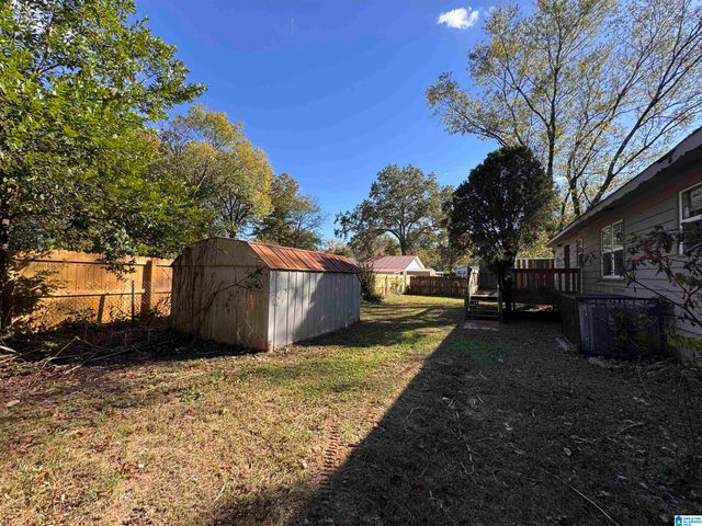 1709 3RD STREET NW, Center Point, AL 35215