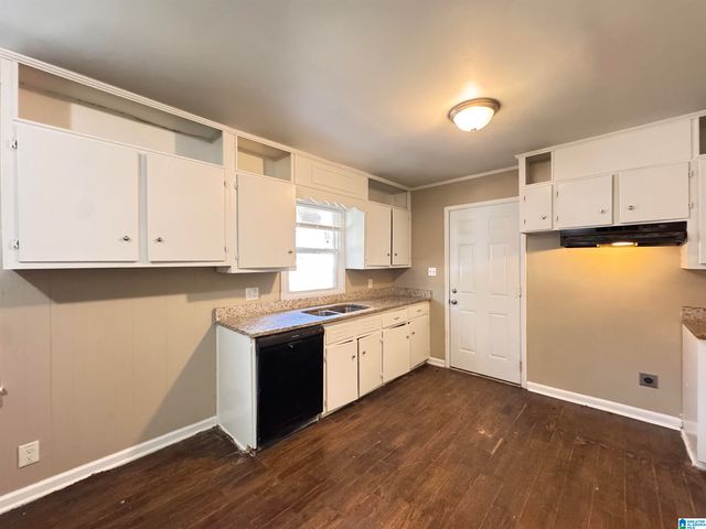 1709 3RD STREET NW, Center Point, AL 35215