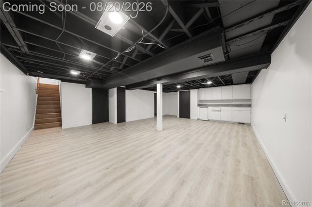 29444 Candlewood Lane, Southfield, MI 48076