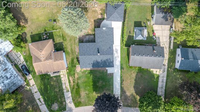 29444 Candlewood Lane, Southfield, MI 48076