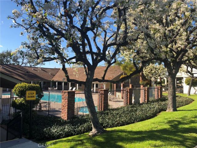3800 Bradford 307, La Verne, CA 91750