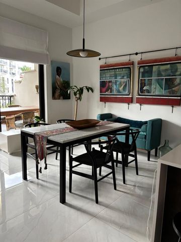 301 Altara Ave 207, Coral Gables, FL 33146