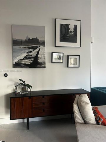 301 Altara Ave 207, Coral Gables, FL 33146