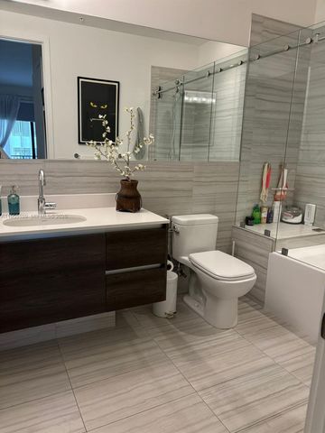 301 Altara Ave 207, Coral Gables, FL 33146