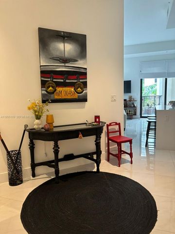 301 Altara Ave 207, Coral Gables, FL 33146