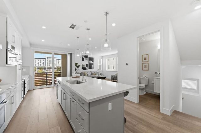 502 Starfish Lane, Foster City, CA 94404