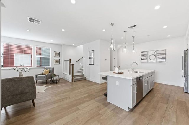 502 Starfish Lane, Foster City, CA 94404