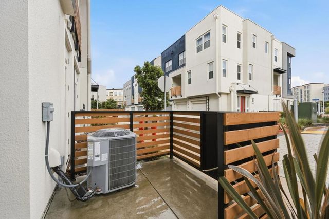502 Starfish Lane, Foster City, CA 94404