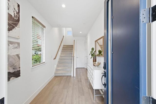502 Starfish Lane, Foster City, CA 94404