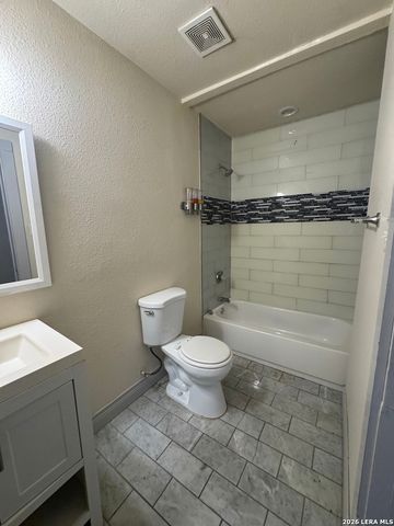 126 Cactus, San Antonio, TX 78203