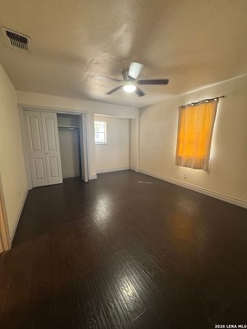 126 Cactus, San Antonio, TX 78203