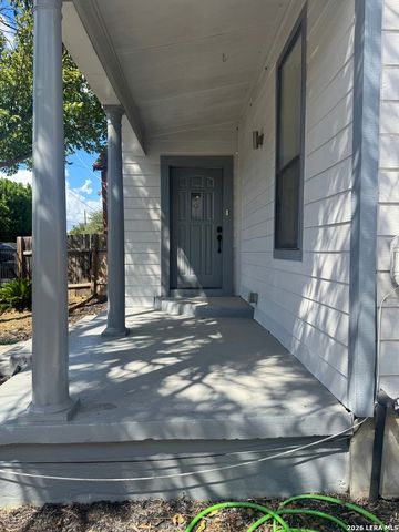 126 Cactus, San Antonio, TX 78203