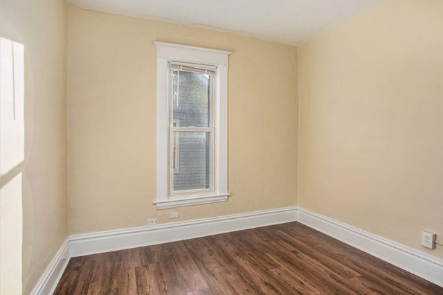 1120 12th Street NW, Grand Rapids, MI 49504