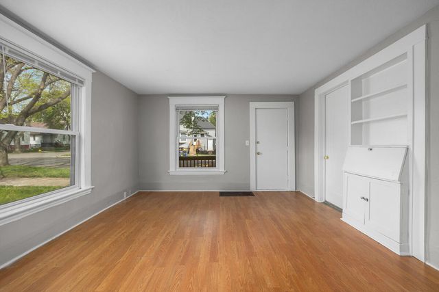 1120 12th Street NW, Grand Rapids, MI 49504