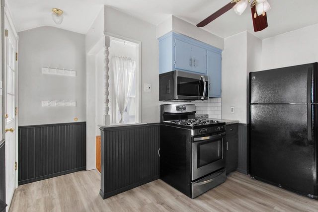 805 15TH AVENUE, Green Bay, WI 54304