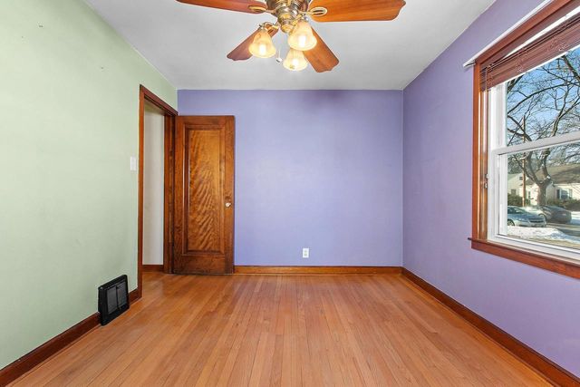 805 15TH AVENUE, Green Bay, WI 54304