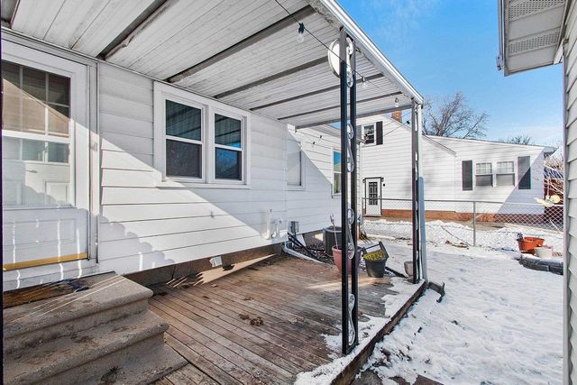 805 15TH AVENUE, Green Bay, WI 54304