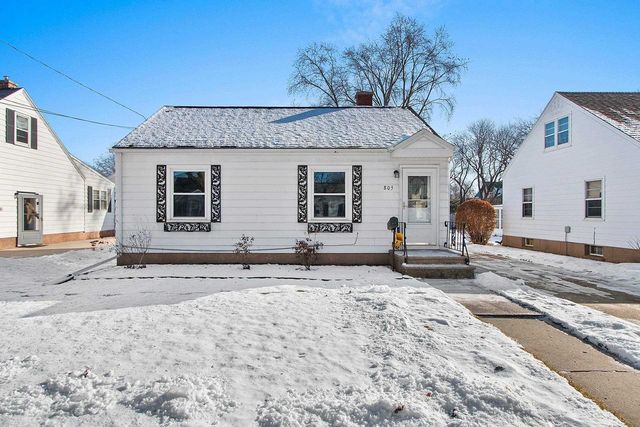 805 15TH AVENUE, Green Bay, WI 54304