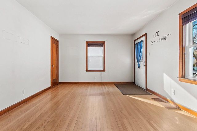 805 15TH AVENUE, Green Bay, WI 54304