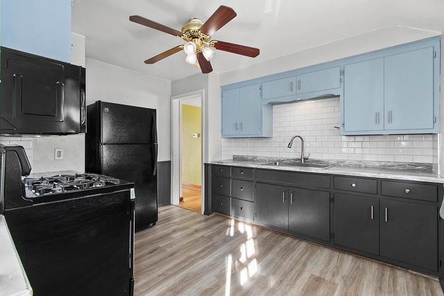 805 15TH AVENUE, Green Bay, WI 54304