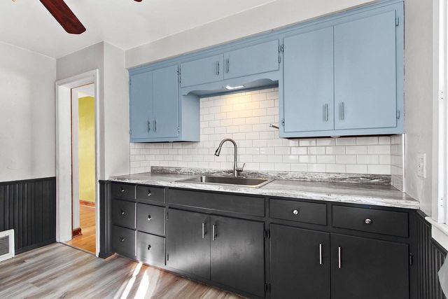 805 15TH AVENUE, Green Bay, WI 54304