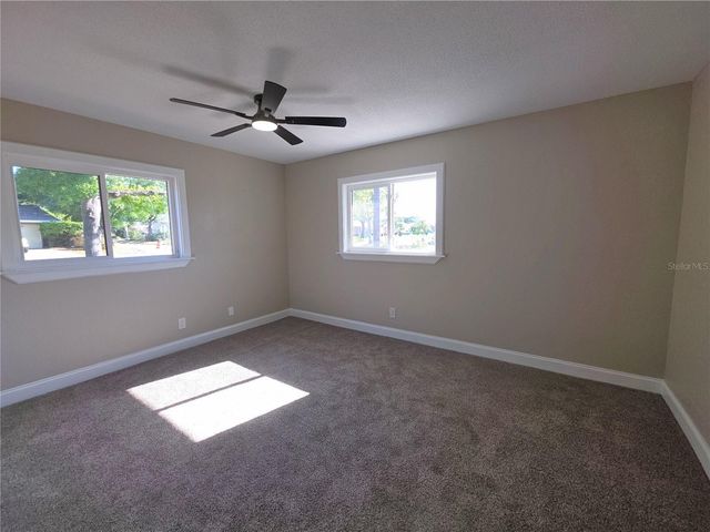 8990 123RD WAY, Seminole, FL 33772