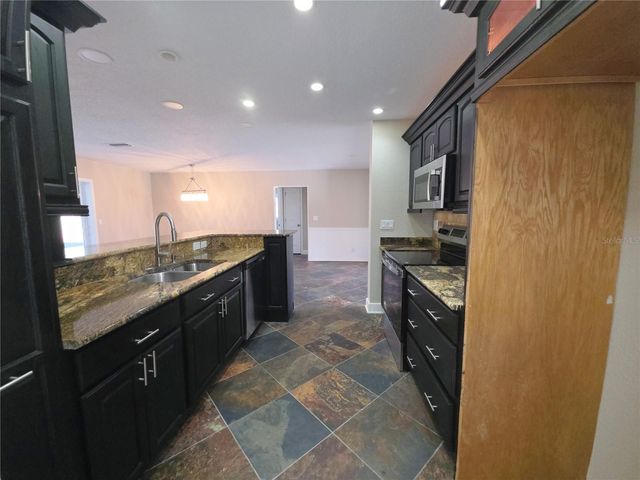 8990 123RD WAY, Seminole, FL 33772