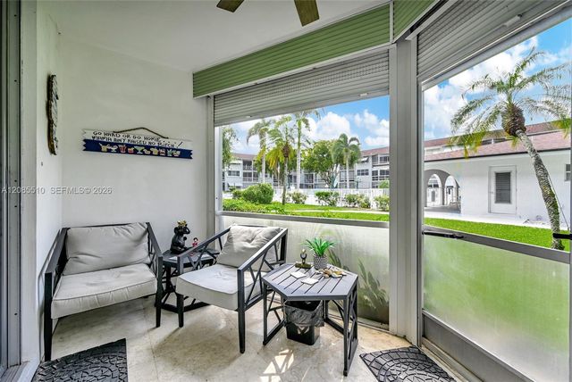 400 SE 10th Street 105, Deerfield Beach, FL 33441