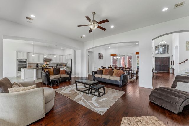 4310 Red Eagle Pass Lane, Manvel, TX 77578