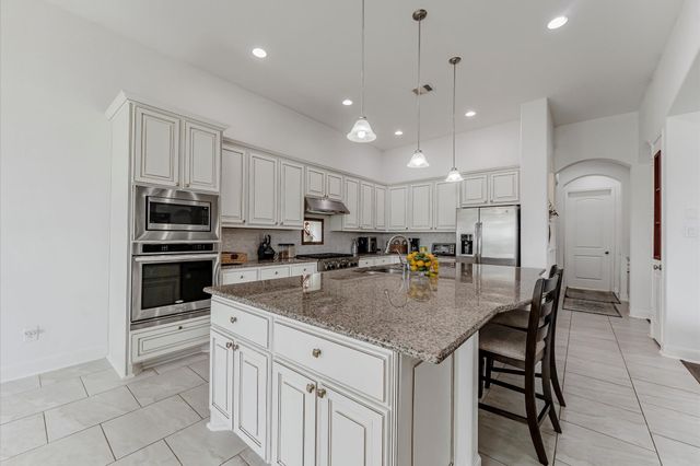 4310 Red Eagle Pass Lane, Manvel, TX 77578