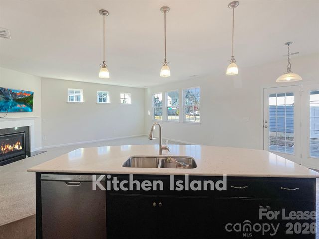 8227 Cornhill Avenue, Charlotte, NC 28277