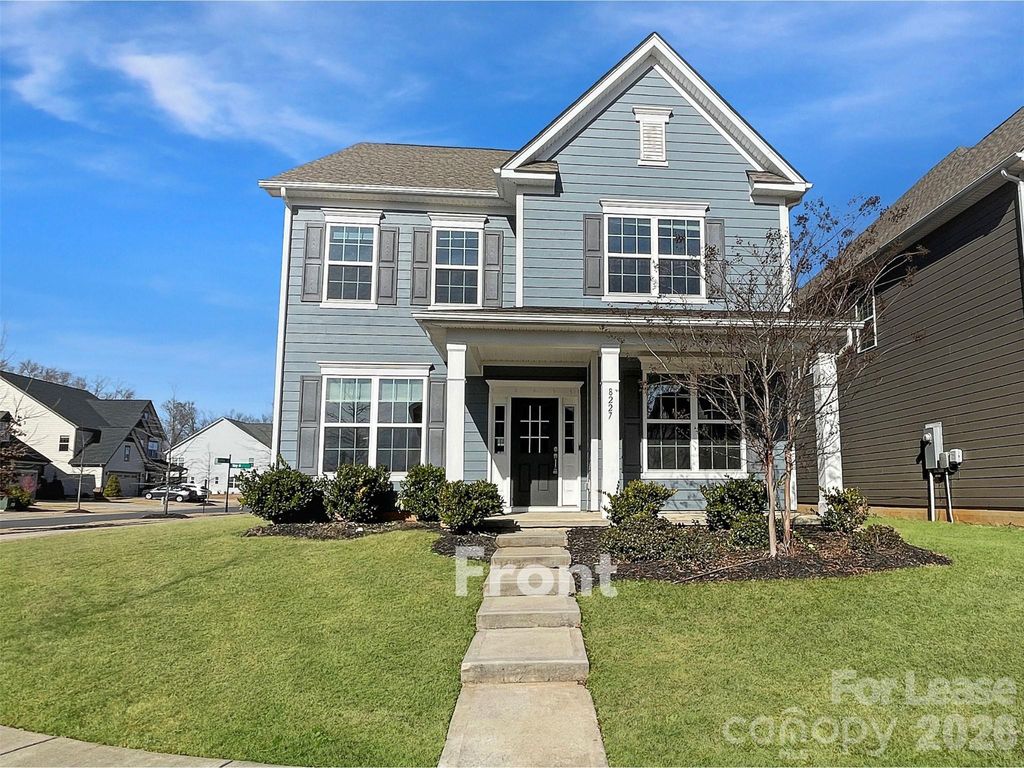 8227 Cornhill Avenue, Charlotte, NC 28277