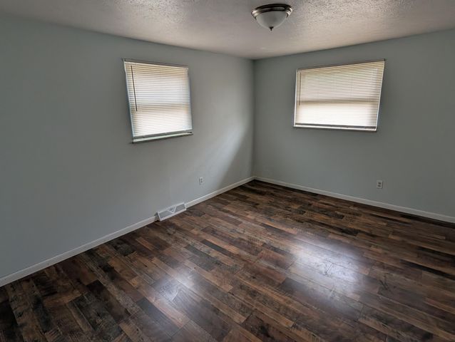 625-627 Wrexham Avenue, Columbus, OH 43223