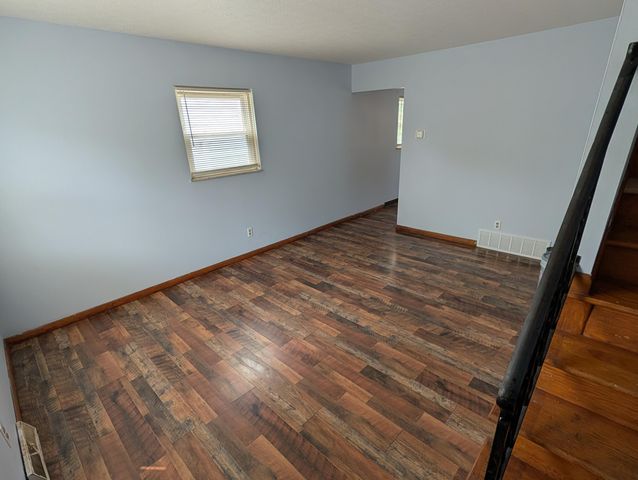 625-627 Wrexham Avenue, Columbus, OH 43223