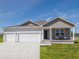 5131 168th Street, Urbandale, IA 50322