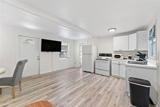 8533 W MISS MAGGIE DRIVE, Homosassa, FL 34448