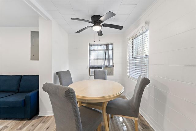 8533 W MISS MAGGIE DRIVE, Homosassa, FL 34448