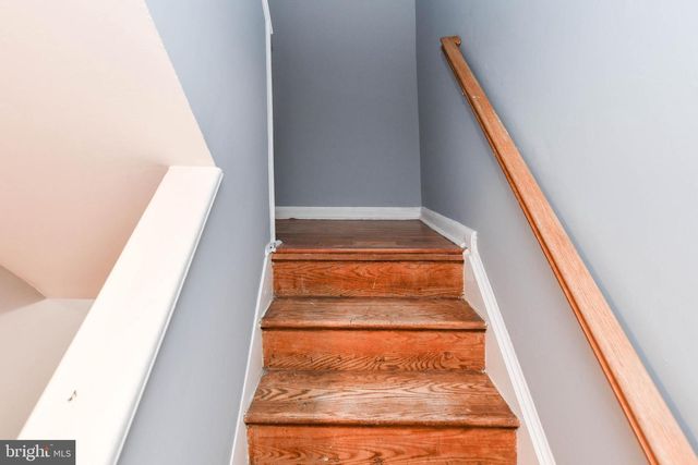 1704 NE MONTANA AVE NE, Washington, DC 20018