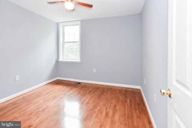 1704 NE MONTANA AVE NE, Washington, DC 20018