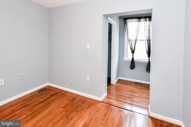 1704 NE MONTANA AVE NE, Washington, DC 20018