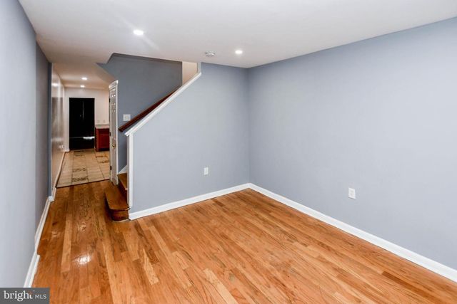 1704 NE MONTANA AVE NE, Washington, DC 20018