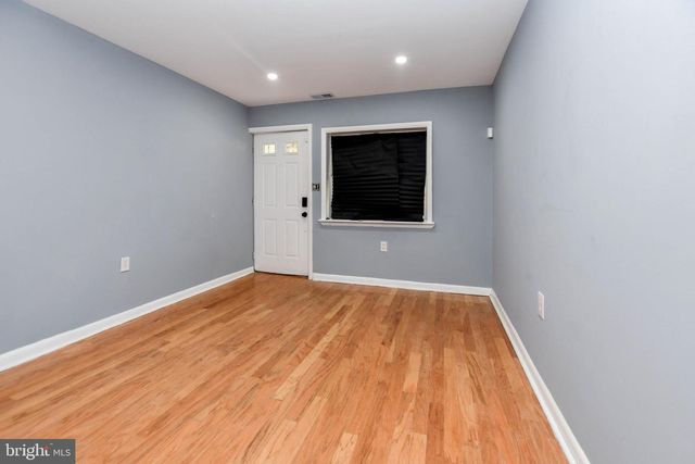 1704 NE MONTANA AVE NE, Washington, DC 20018