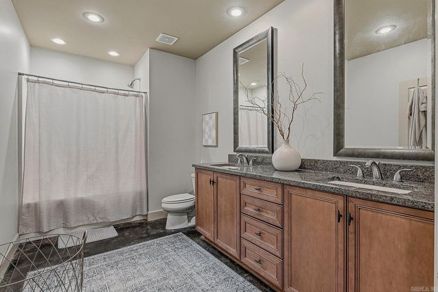 2213 Ridgepointe Drive, Jonesboro, AR 72404