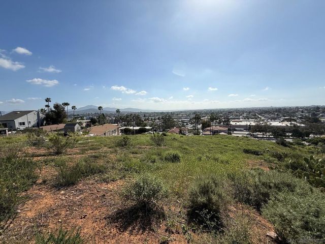 7520 High Street, La Mesa, CA 91941