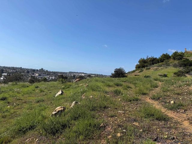 7520 High Street, La Mesa, CA 91941