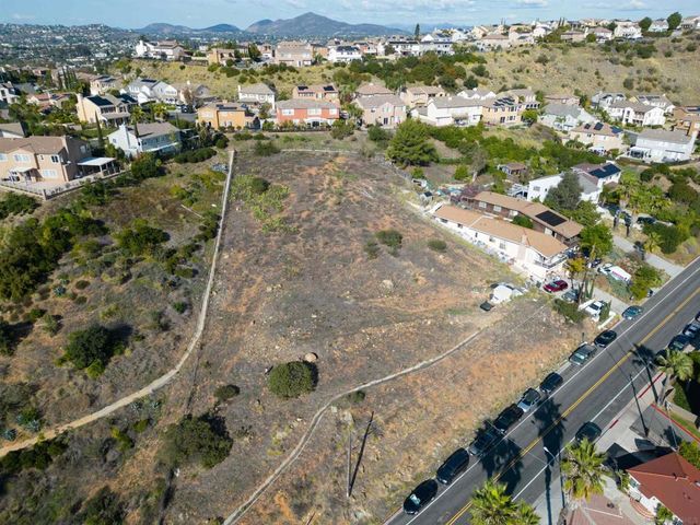 7520 High Street, La Mesa, CA 91941